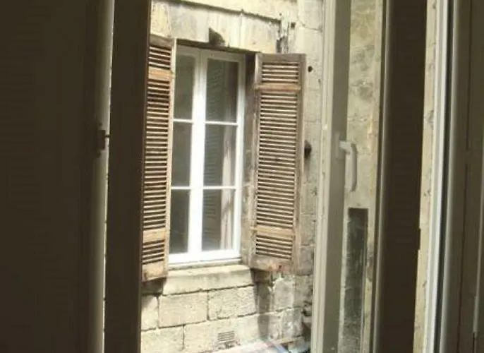 T1 Hyper Centre Place De La Victoire شقة