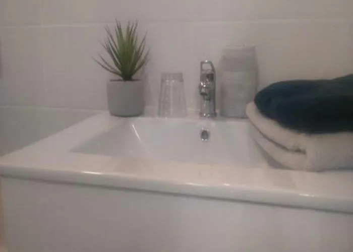 T1 Hyper Centre Place De La Victoire بوردو