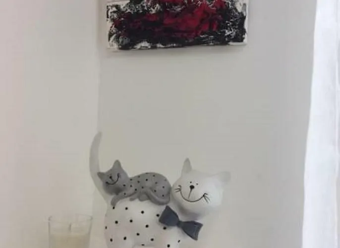 T1 Hyper Centre Place De La Victoire