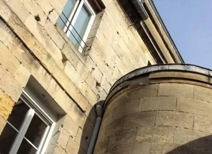 T1 Hyper Centre Place De La Victoire بوردو